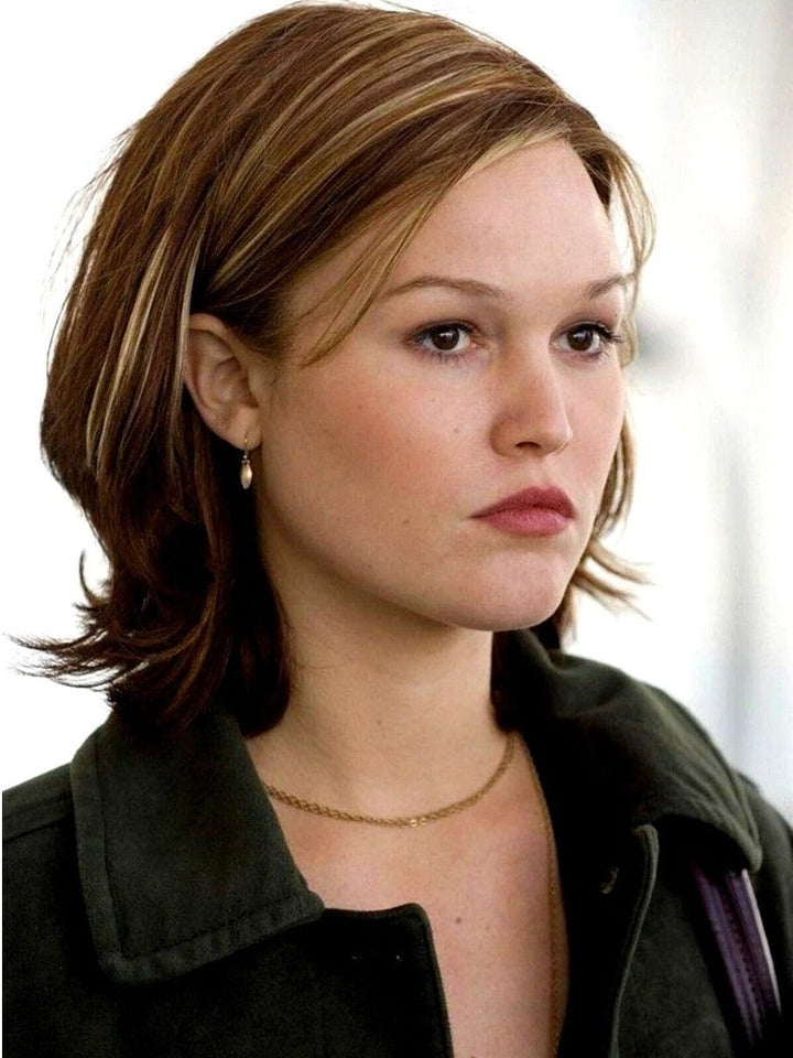 Julia Stiles 8.5 x 11 Candid Color Photograph Art Print Photo Collectibles:Photographic Images:Photographs Style Your Walls