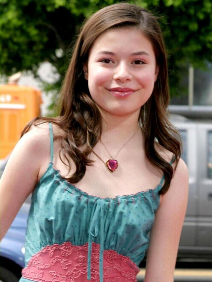 Miranda Cosgrove 8.5 x 11 Candid Color Photograph Art Print Photo Collectibles:Photographic Images:Photographs Style Your Walls