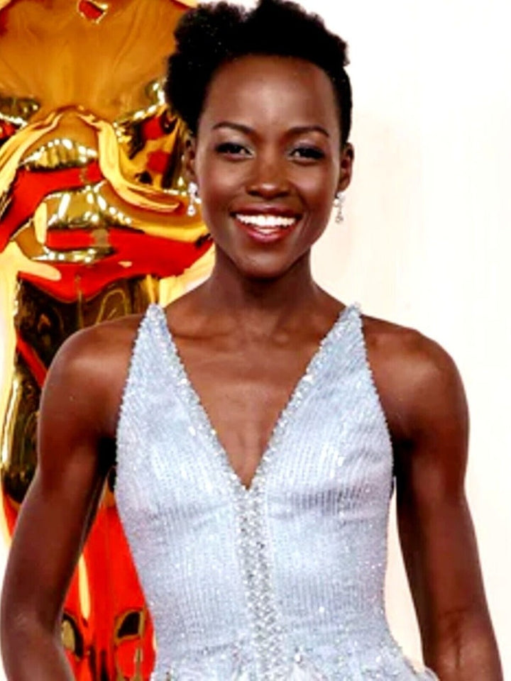 Lupita Nyong'o 8.5 x 11 Candid Color Photograph Art Print Photo Picture Collectibles:Photographic Images:Photographs Style Your Walls