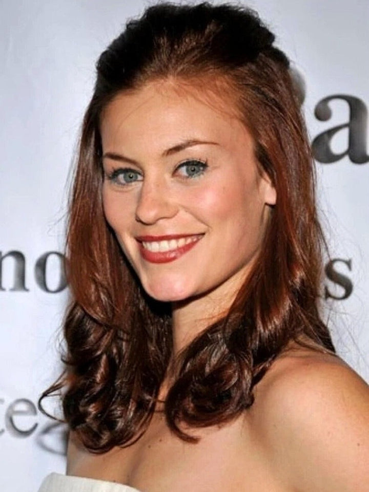 Cassidy Freeman 8.5 x 11 Candid Color Photograph Art Print Photo Picture Collectibles:Photographic Images:Photographs Style Your Walls