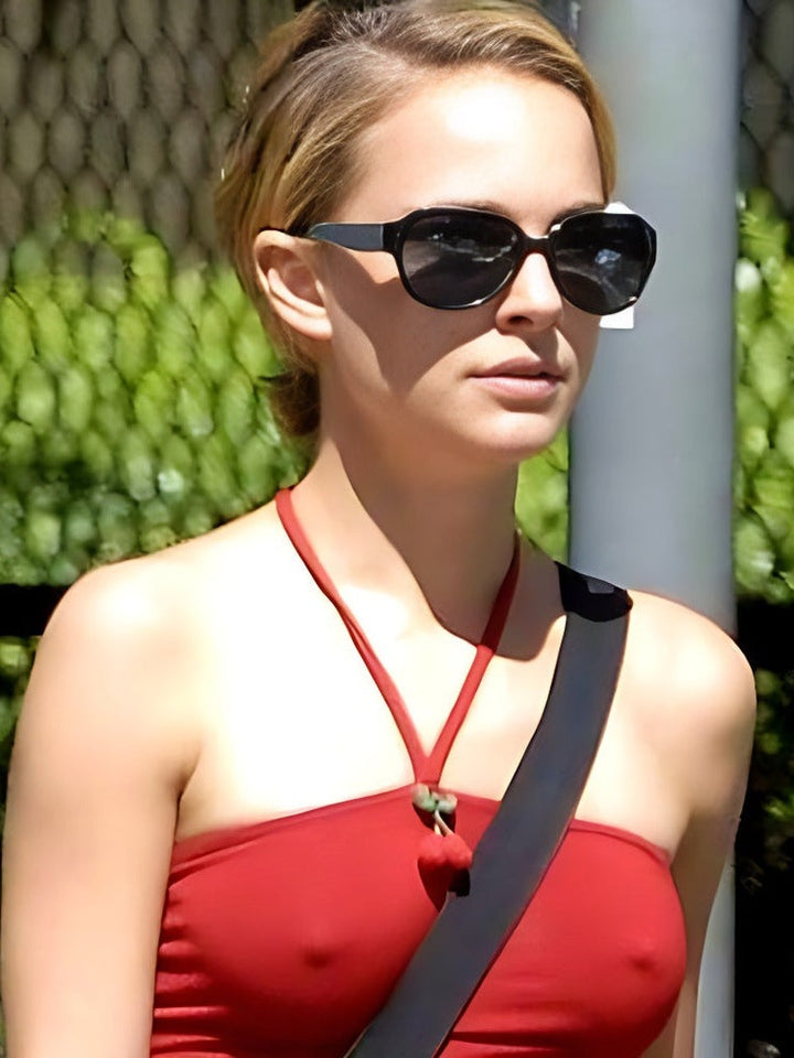 Natalie Portman 8.5 x 11 Candid Color Photograph Art Print Photo Picture Collectibles:Photographic Images:Photographs Style Your Walls
