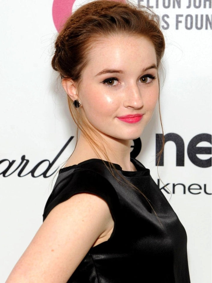 Kaitlyn Dever 8.5 x 11 Candid Color Photograph Art Print Photo Picture Collectibles:Photographic Images:Photographs Style Your Walls
