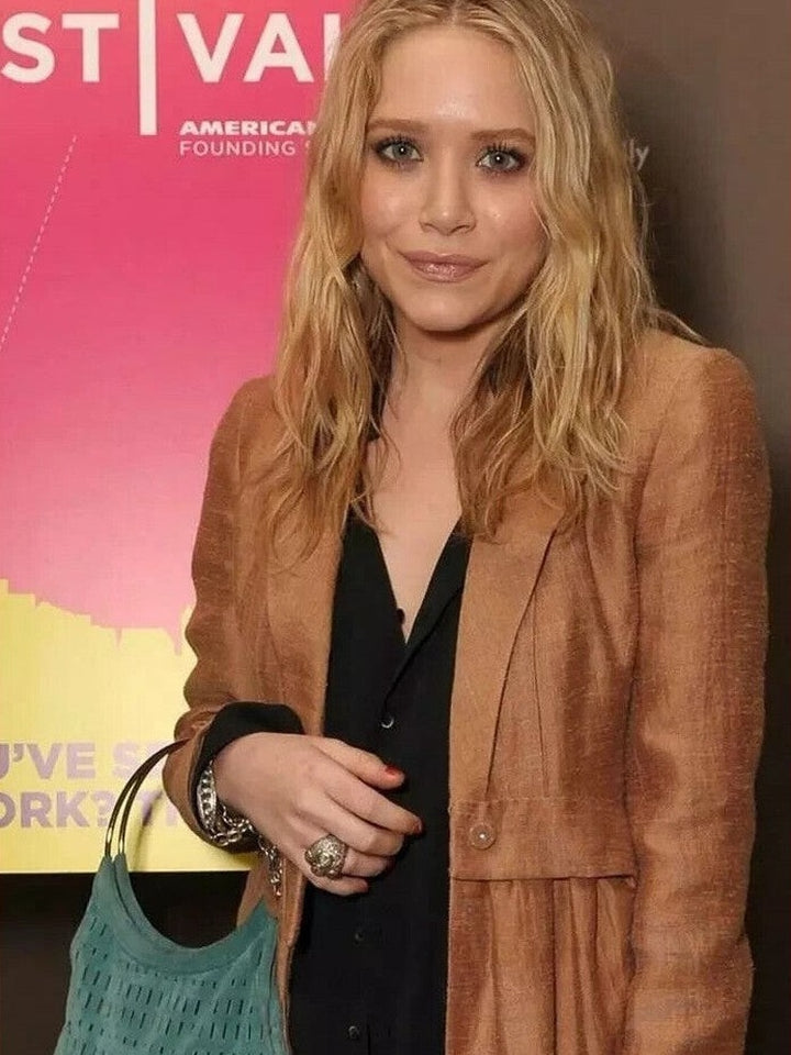 Mary-Kate Olsen 8.5 x 11 Candid Color Photograph Art Print Photo Collectibles:Photographic Images:Photographs Style Your Walls