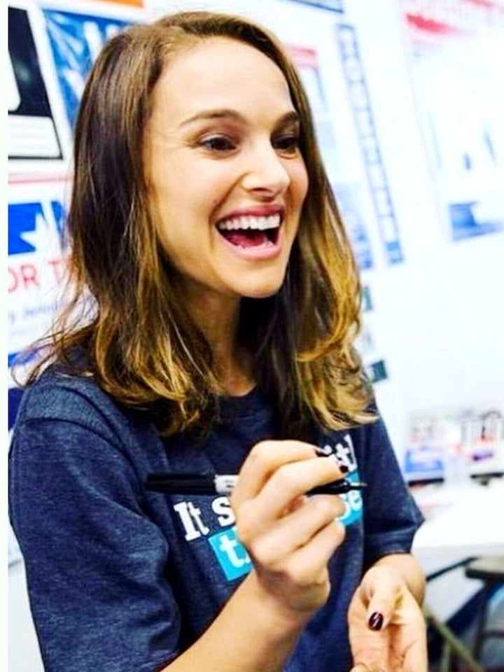 Natalie Portman 8.5 x 11 Candid Color Photograph Art Print Photo Picture Collectibles:Photographic Images:Photographs Style Your Walls