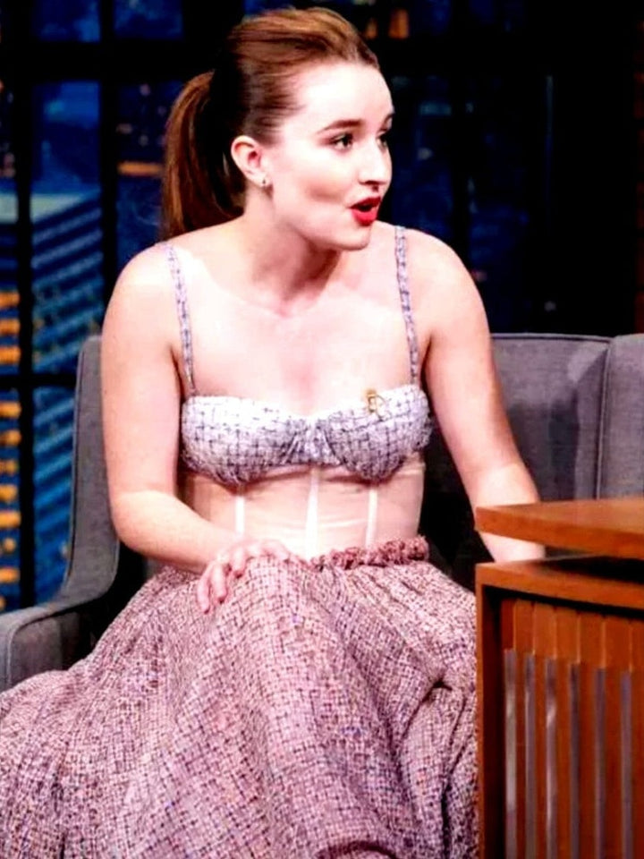 Kaitlyn Dever 8.5 x 11 Candid Color Photograph Art Print Photo Picture Collectibles:Photographic Images:Photographs Style Your Walls