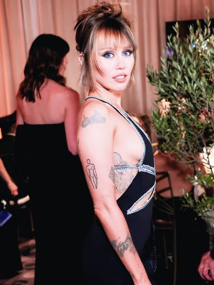 Miley Cyrus 8.5 x 11 Candid Color Photograph Art Print Photo Picture Collectibles:Photographic Images:Photographs Style Your Walls