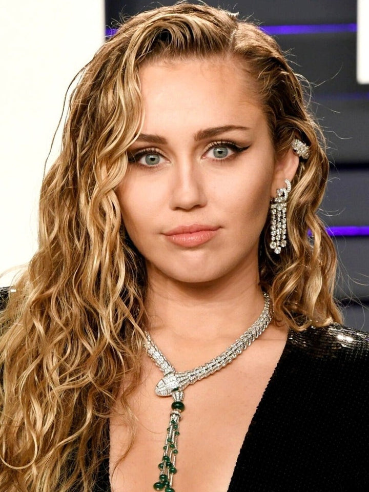 Miley Cyrus 8.5 x 11 Candid Color Photograph Art Print Photo Picture Collectibles:Photographic Images:Photographs Style Your Walls