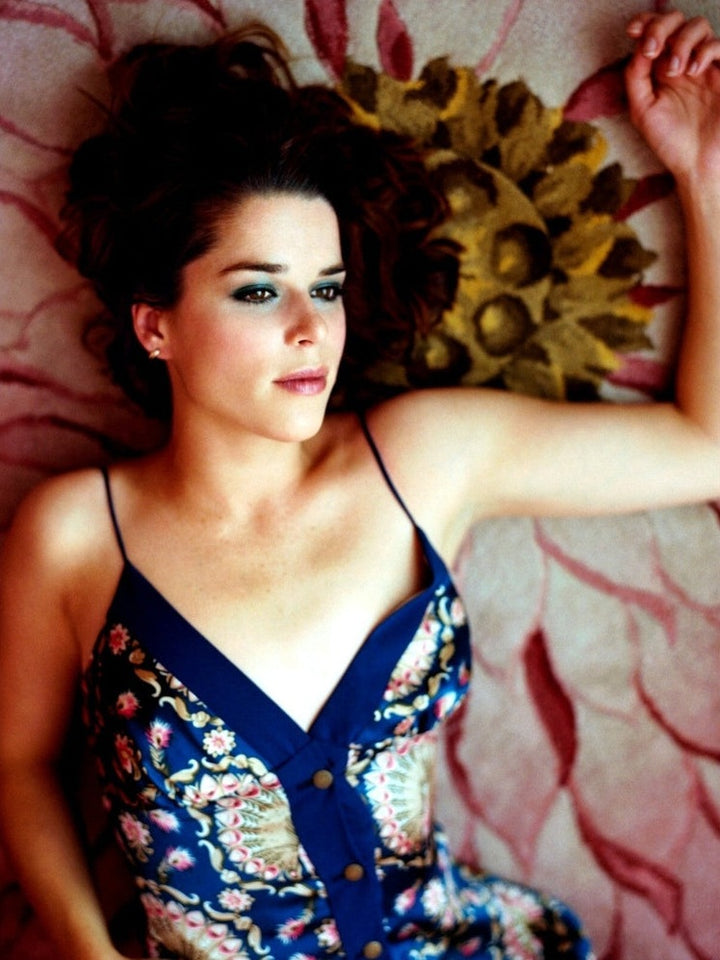 Neve Campbell 8.5 x 11 Candid Color Photograph Art Print Photo Picture Collectibles:Photographic Images:Photographs Style Your Walls